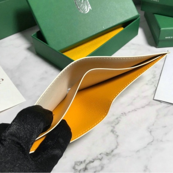 White Goyard wallet - Picture 3 of 4